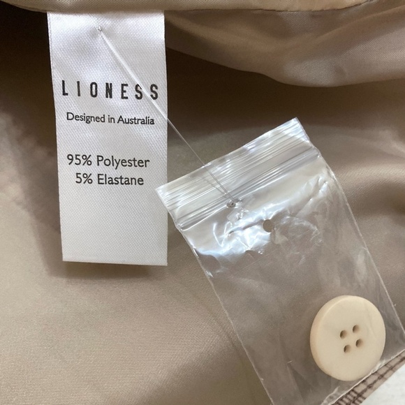 LIONESS Wyoming Oversized Plaid Double Breasted Blazer NEW - Picture 12 of 12